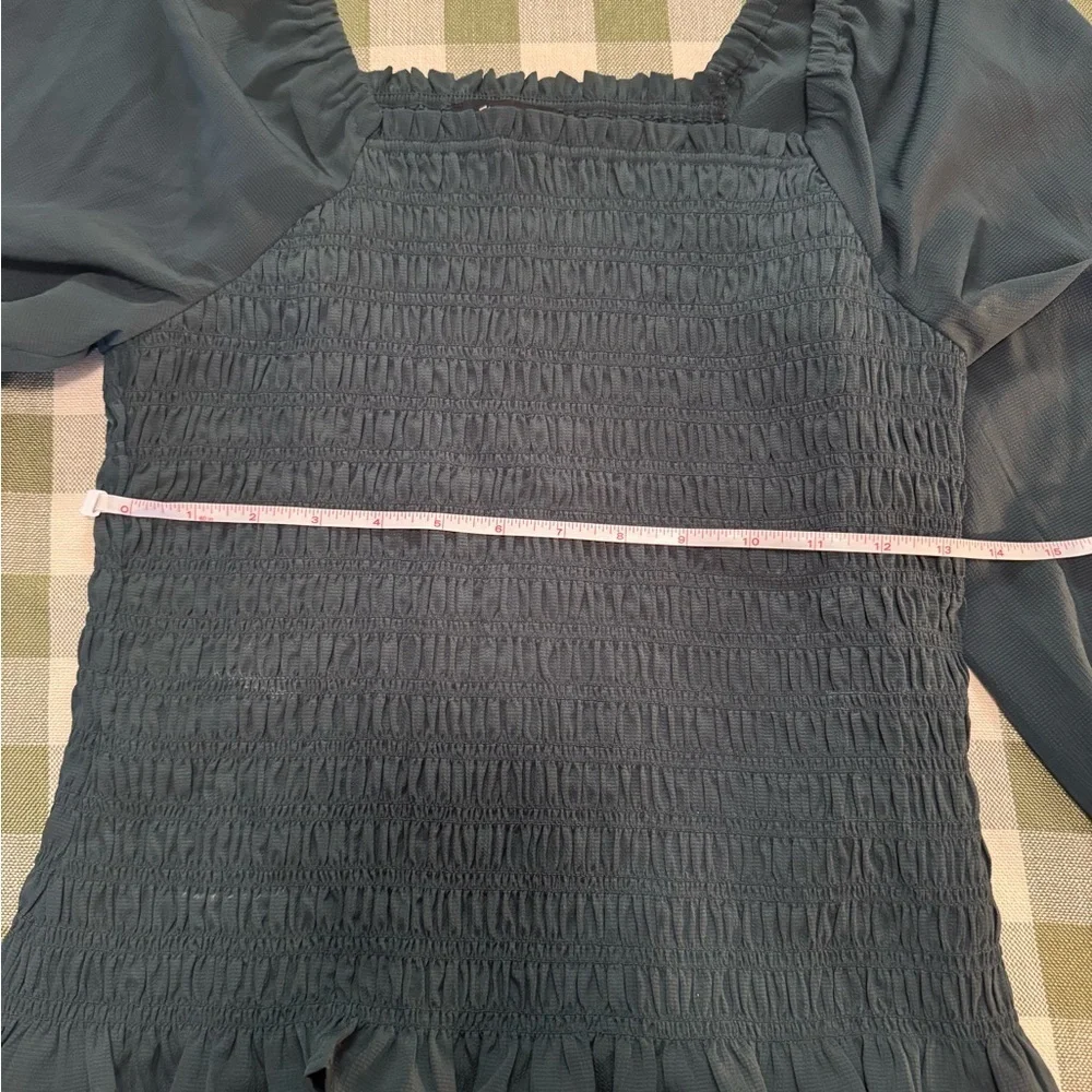 Madewell Lucie Bubble Sleeve Smocked Top in Dark Green
